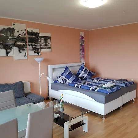 B1006, Schoenes Und Gemuetliches דירה